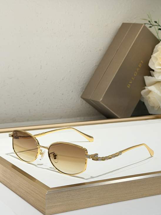 Picture of Bvlgari Sunglasses _SKUfw80880787fw